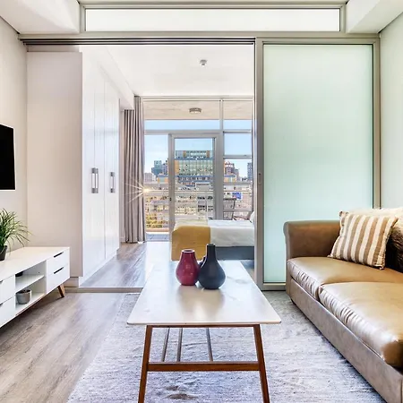Backup-Powered Trendy City Balcony Apartment Cape Town Exterior photo