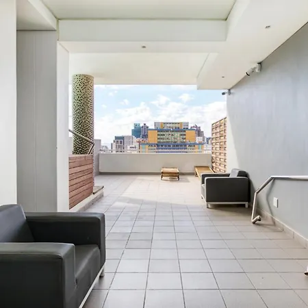 Backup-Powered Trendy City Balcony Apartment Cape Town Exterior photo